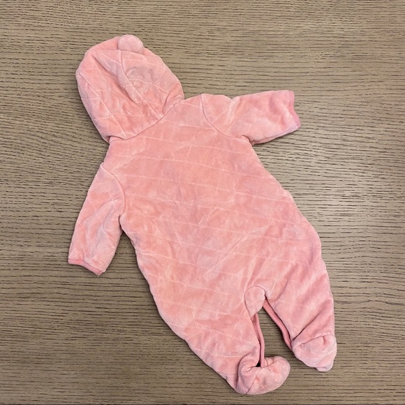 Gap pink quilt snowsuit 0-3 months - Picture 2 of 4